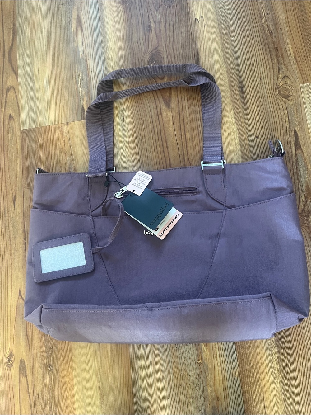 Baggallini Avenue Convertible Tote with ID Tag